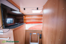 Lataa kuva Galleria-katseluun, Dethleffs Globebus