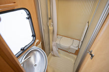 Lataa kuva Galleria-katseluun, Dethleffs T 5841 Advantage