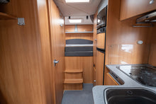 Lataa kuva Galleria-katseluun, Dethleffs Fortero A 6975