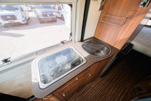 Lataa kuva Galleria-katseluun, Adria Twin 600 SP