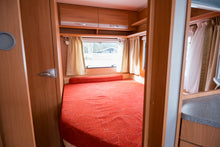 Lataa kuva Galleria-katseluun, Dethleffs CAMPER
