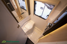 Lataa kuva Galleria-katseluun, Adria Action