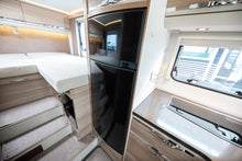 Lataa kuva Galleria-katseluun, Adria Coral Axess S 600 SL