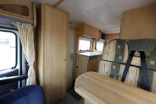 Lataa kuva Galleria-katseluun, Dethleffs Globebus T001