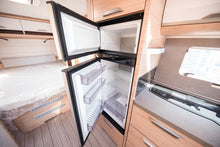 Lataa kuva Galleria-katseluun, Knaus Südwind