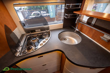 Lataa kuva Galleria-katseluun, Carthago C-Tourer I 147