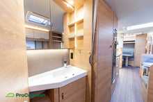 Lataa kuva Galleria-katseluun, Knaus Südwind