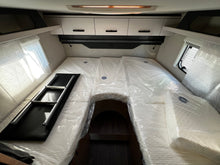 Lataa kuva Galleria-katseluun, Knaus Live Ti 650 MEG Platinum Selection