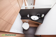 Lataa kuva Galleria-katseluun, Adria Coral S 670 SC Supreme