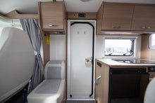 Lataa kuva Galleria-katseluun, Carado V 132