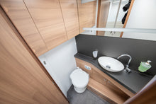 Lataa kuva Galleria-katseluun, Adria Matrix 670SC Nordkapp Edition Alde