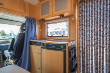 Lataa kuva Galleria-katseluun, Dethleffs T 5841 Advantage