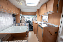 Lataa kuva Galleria-katseluun, Burstner T 603