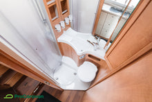 Lataa kuva Galleria-katseluun, Carthago T 143 C-Tourer