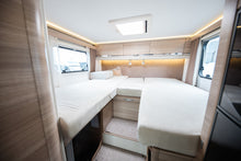 Lataa kuva Galleria-katseluun, Adria Coral Axess S 600 SL