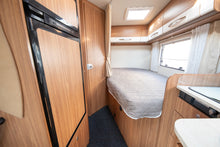 Lataa kuva Galleria-katseluun, Carado T 348