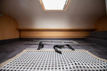 Lataa kuva Galleria-katseluun, Dethleffs A 5881 HG Advantage