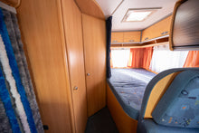 Lataa kuva Galleria-katseluun, Dethleffs T 5841