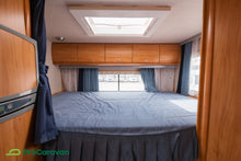 Lataa kuva Galleria-katseluun, Adria Izola S 687 SPG