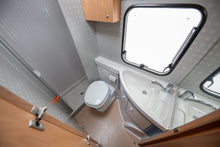 Lataa kuva Galleria-katseluun, Burstner T 603