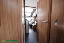 Lataa kuva Galleria-katseluun, Adria Coral S 670 SC Supreme