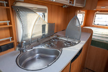 Lataa kuva Galleria-katseluun, Dethleffs T 6541