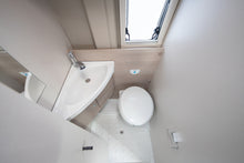 Lataa kuva Galleria-katseluun, Bürstner 540