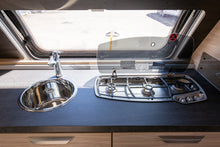 Lataa kuva Galleria-katseluun, Knaus Südwind