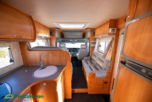 Lataa kuva Galleria-katseluun, Adria Izola S687 SP