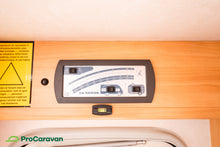 Lataa kuva Galleria-katseluun, Adria Coral S 680 SP