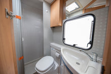 Lataa kuva Galleria-katseluun, Burstner T 603