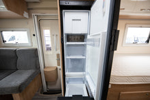 Lataa kuva Galleria-katseluun, CI Elliot 82 XT