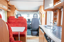 Lataa kuva Galleria-katseluun, Dethleffs T 5841