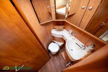 Lataa kuva Galleria-katseluun, Carthago C-Tourer I 147