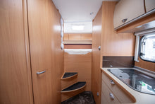 Lataa kuva Galleria-katseluun, Bürstner Viseo i 694