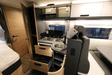 Lataa kuva Galleria-katseluun, Knaus Live Ti 650 MF Platinum Selection