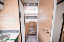 Lataa kuva Galleria-katseluun, Dethleffs Globebus