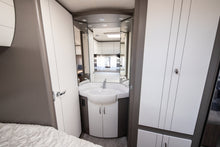 Lataa kuva Galleria-katseluun, HOBBY 650