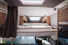 Lataa kuva Galleria-katseluun, Adria Matrix 670 SL Axess