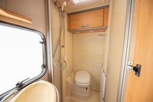 Lataa kuva Galleria-katseluun, Dethleffs T 5841