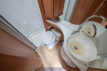 Lataa kuva Galleria-katseluun, LMC Liberty 662 TI Cruiser