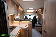 Lataa kuva Galleria-katseluun, Kabe Travel Master C 740 LGB