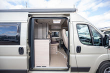 Lataa kuva Galleria-katseluun, Bürstner 540