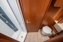 Lataa kuva Galleria-katseluun, Rapido I 66 Distinction