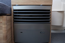 Lataa kuva Galleria-katseluun, Adria Action