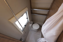 Lataa kuva Galleria-katseluun, Knaus Sport