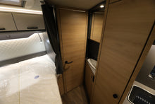 Lataa kuva Galleria-katseluun, Knaus Live Ti 650 MF Platinum Selection