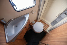 Lataa kuva Galleria-katseluun, Carado T 348