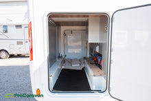 Lataa kuva Galleria-katseluun, Rapido C55i Scandinavian Exclusive