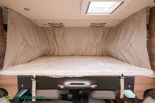 Lataa kuva Galleria-katseluun, Knaus Sun I 900 LEG